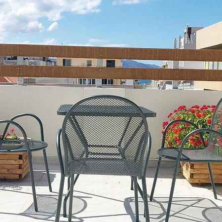 Elegant Apartment In The Heart Of Heraklion Exterior foto