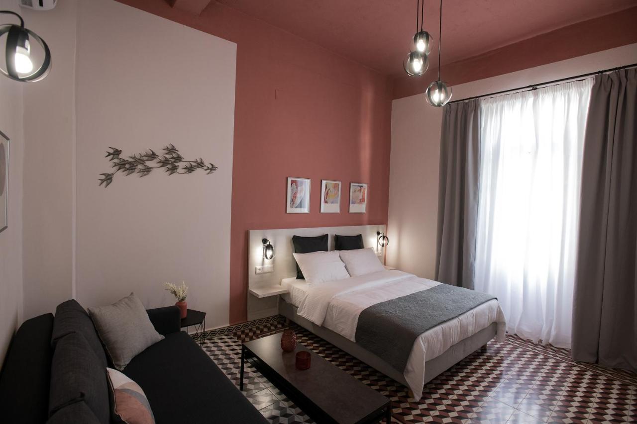 Elegant Apartment In The Heart Of Heraklion Exterior foto