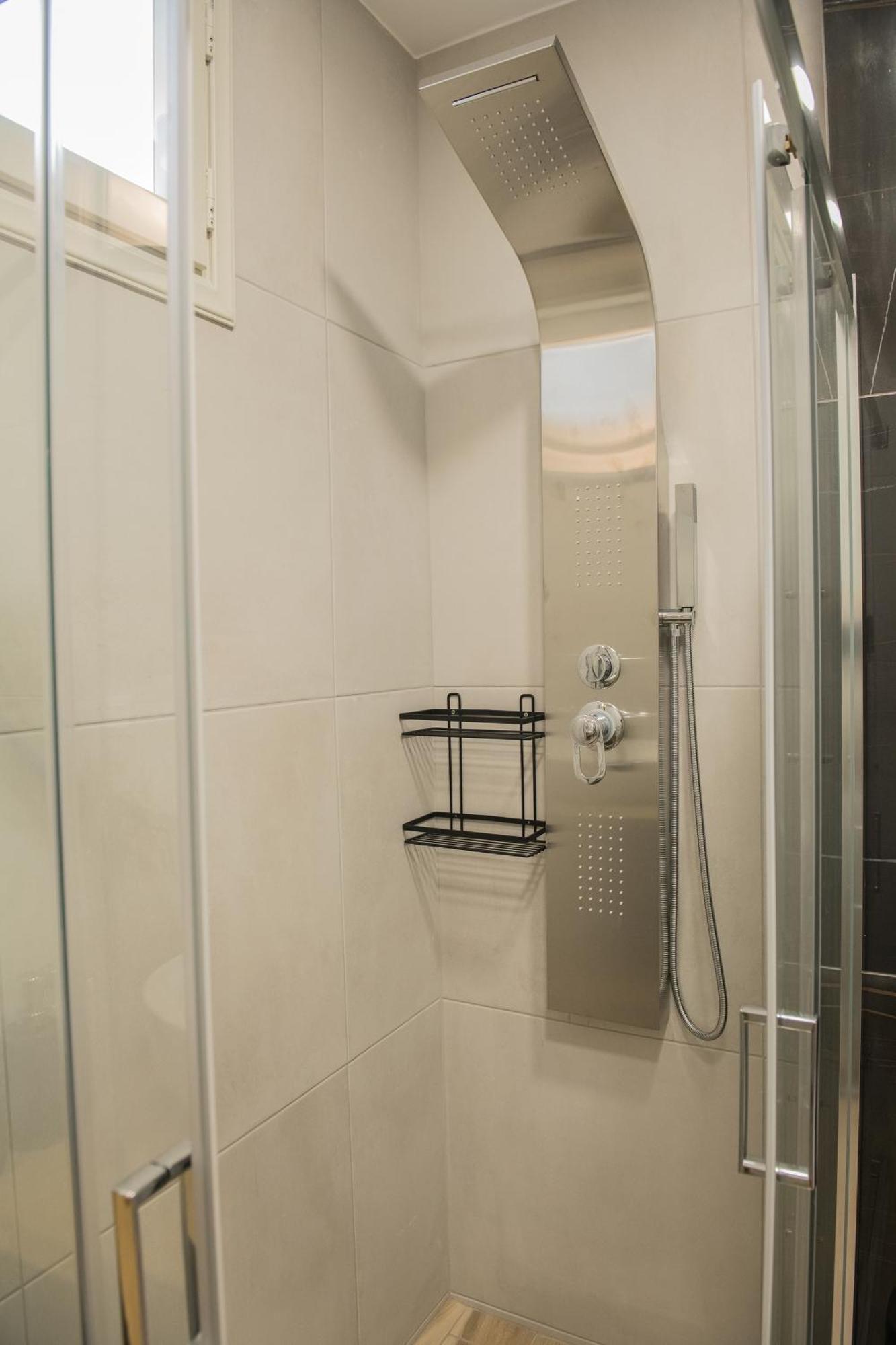 Elegant Apartment In The Heart Of Heraklion Exterior foto